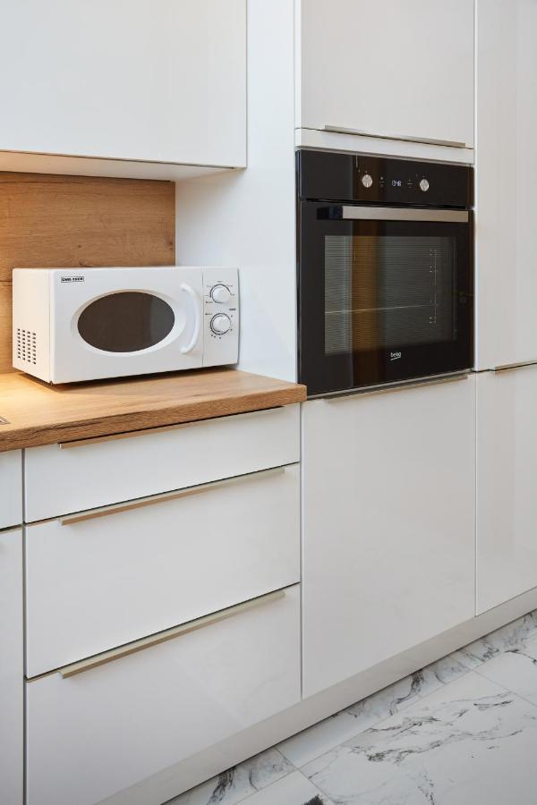 Spacious 2Bdr Apartment Near Business District Zágráb Kültér fotó