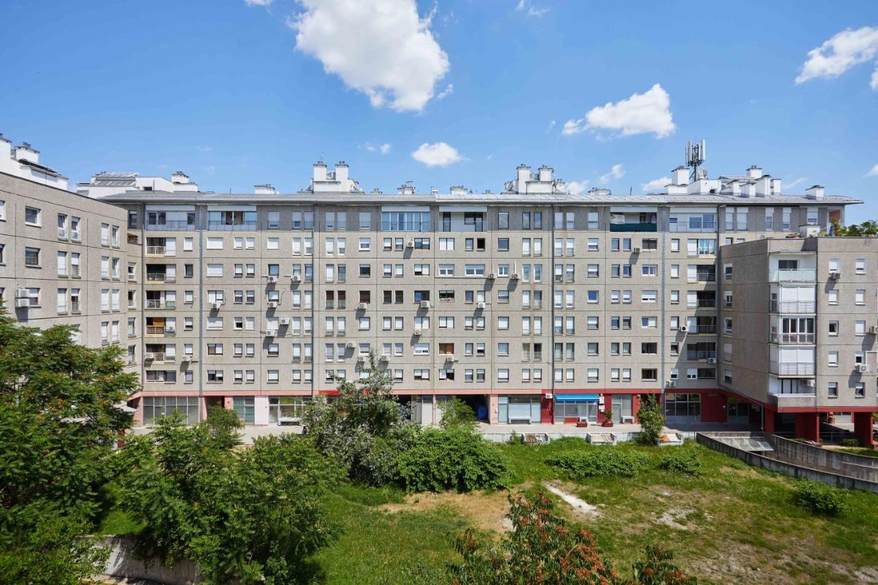 Spacious 2Bdr Apartment Near Business District Zágráb Kültér fotó